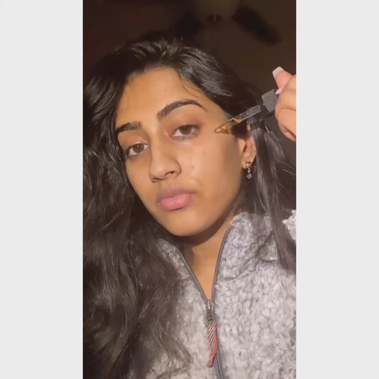 Load and play video in Gallery viewer, THE VITAMIN C BRIGHTENING SERUM
